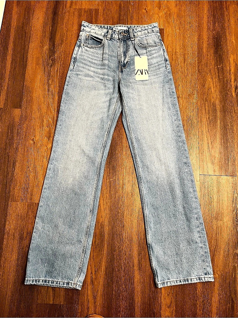 NWT Zara Straight Leg Jeans Size 2